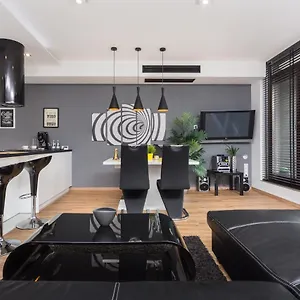 Inpoint Spacious Near Main Square & Kazimierz District Krakow