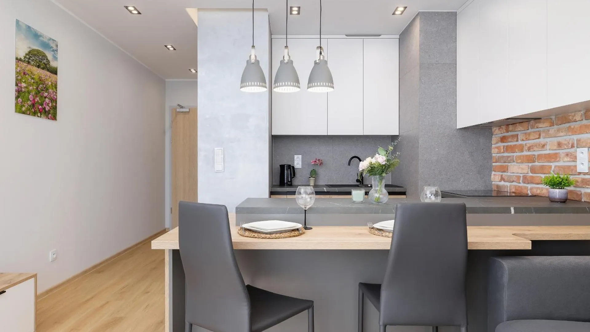Mogilska Studio With Parking Near Tauron Arena Krakow By Noclegi Renters דירה